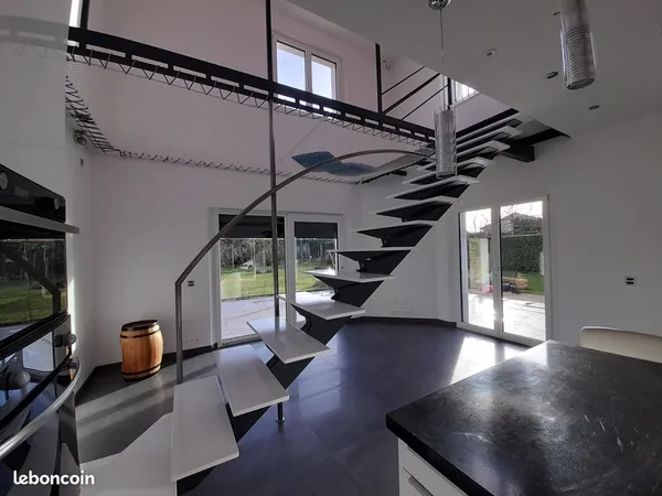 Maison 7 pièces 185m2 