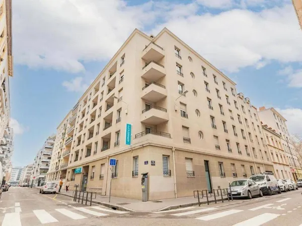 Appartement 1 pièce 18 m² 