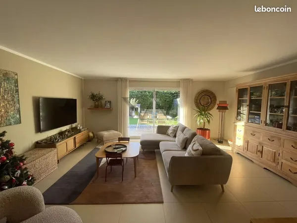 Maison 5 pièces 122 m² 
