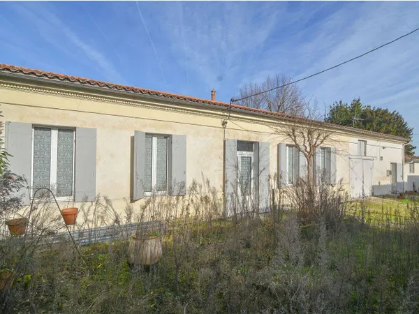 Maison de plain-pied 5 pièces 207 m² 