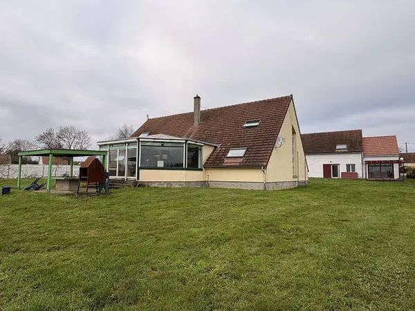 Maison 5 pièces 240 m² 