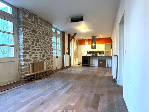Appartement 4 pièces 83 m² 