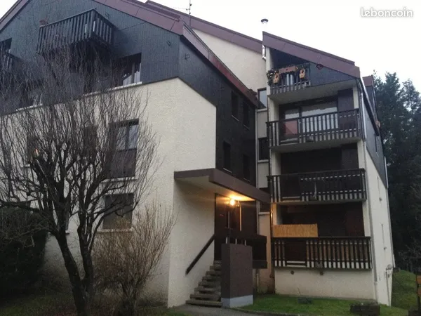Studio 1 pièce 30 m² 
