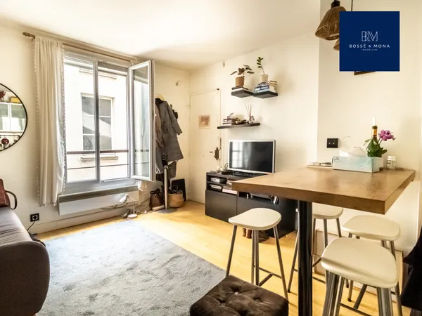 2 pièces de 30m2, quartier Saint Georges / 250m du métro Cad 
