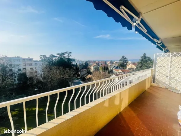 Appartement 5 pièces 81 m² 