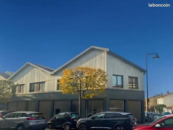Bureaux 117 m² 