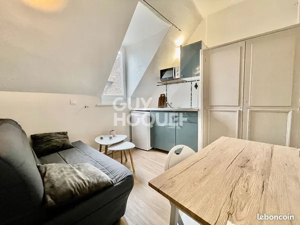 Appartement 1 pièce 11 m² 