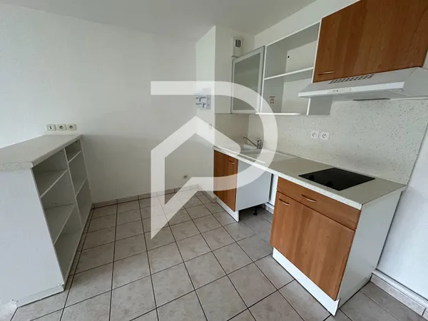 Appartement Tonnay Charente 3 pièce(s) 60 m2 avec Piscine 