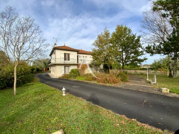 Maison 7 pièces 180 m² 