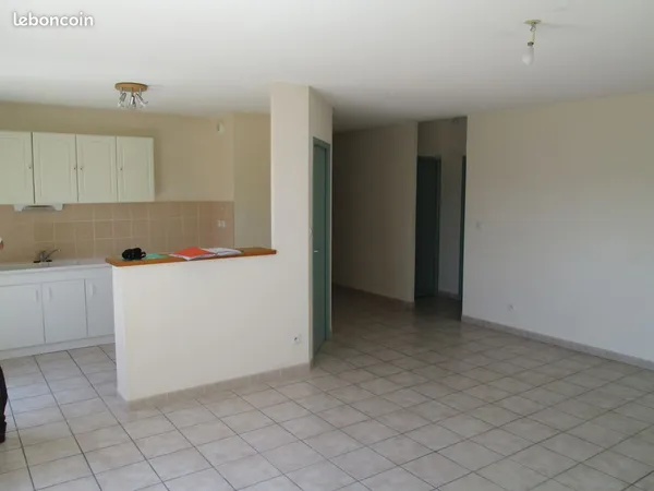 BEAU T3- 87 m2 Saint Donat 