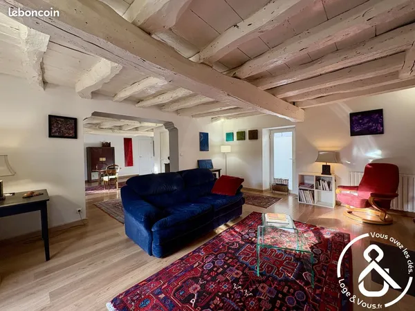 Maison 6 pièces 230 m² 