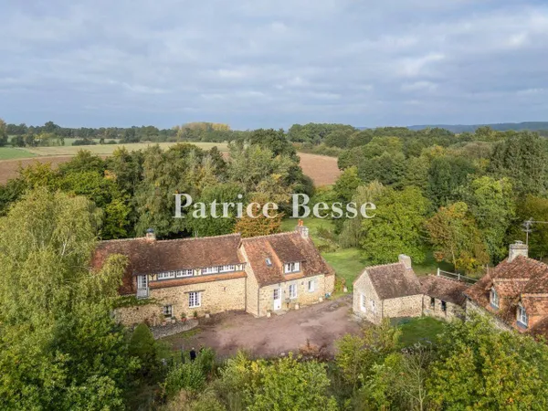 Maison 9 pièces 280 m² 