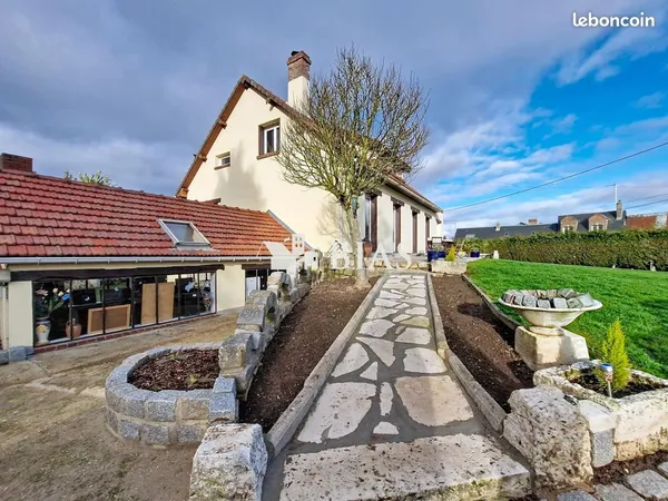 Propriété 7 pièces 151 m² 