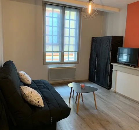 T1 30M2 climatisé et tout équipé 
