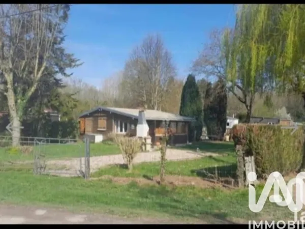 Terrain 840 m² 