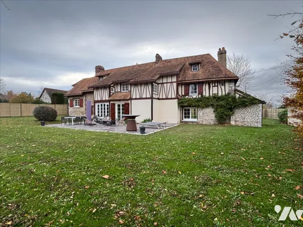 Maison 12 pièces 295 m² 