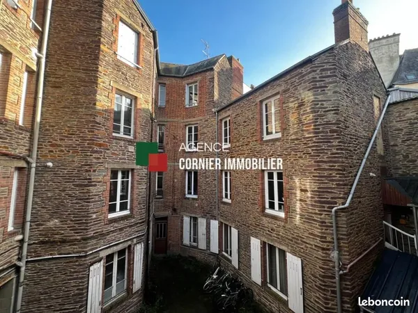 Studio 1 pièce 22 m² 