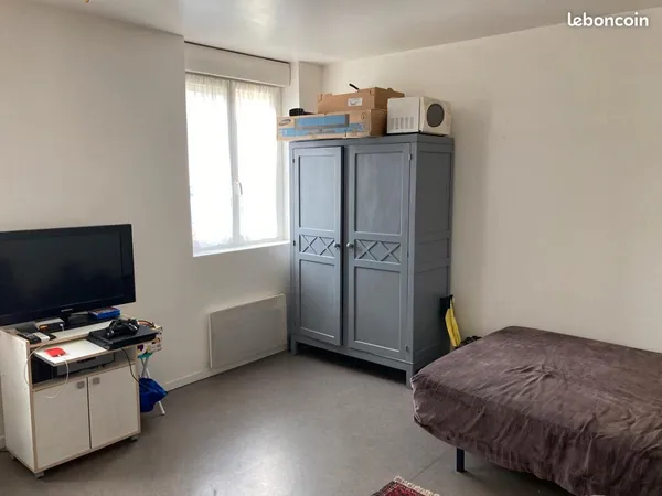 Studio 20 m2 idéalement placé 