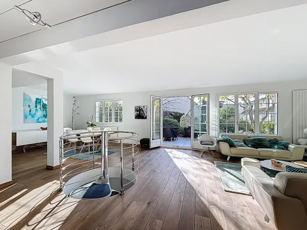 Maison 7 pièces 228 m² 