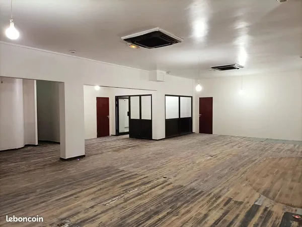 Local commercial 255 m² Ivry-sur-Seine 