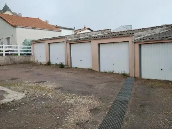Garage 16 m² Fouras 