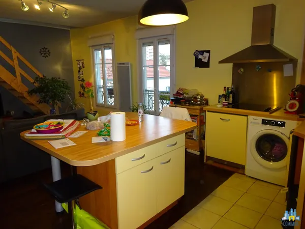 3 PIECES DUPLEX COURBEVOIE CENTRE VILLE 