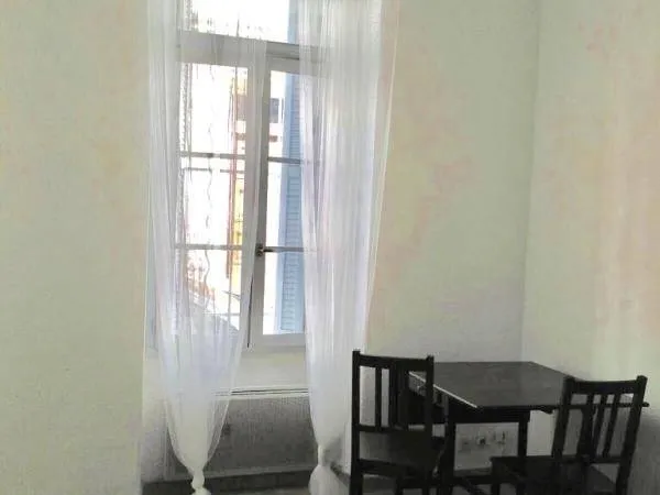 Studio 1 pièce 18 m² 