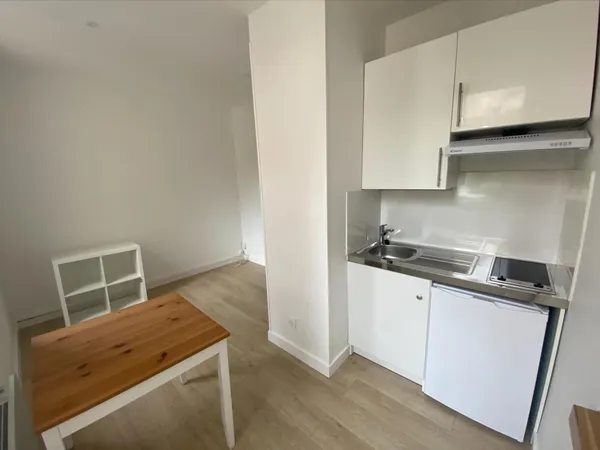 TOULOUSE CENTRE, JEAN-JAURES, Beau Studio 19 M² refait à neuf 