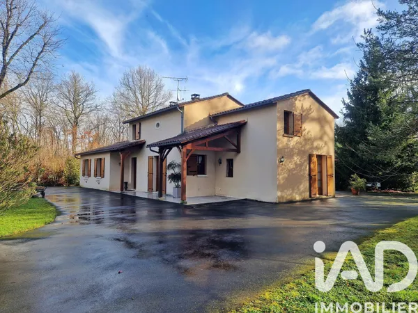 Maison 5 pièces 180 m² 