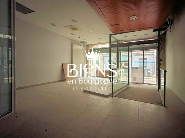 Bureaux 142 m² 