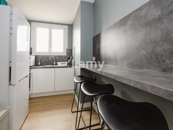 Parking + Annexe + Appartement 
