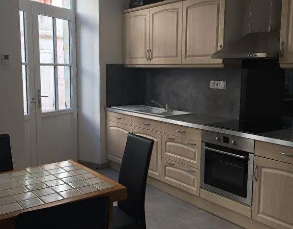 Studio 1 pièce 26 m² 