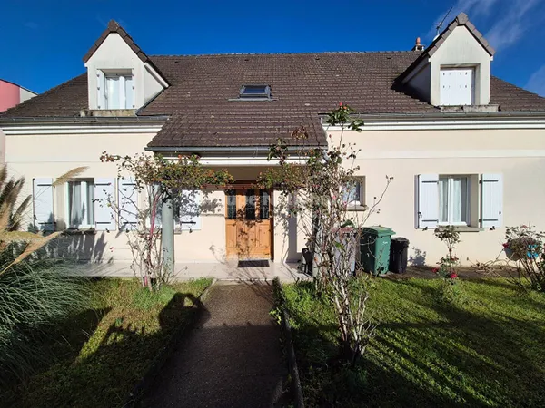 Maison de plain-pied 8 pièces 193 m² 