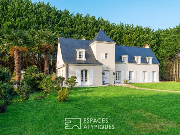 Propriété de charme avec piscine et parc paysagé 