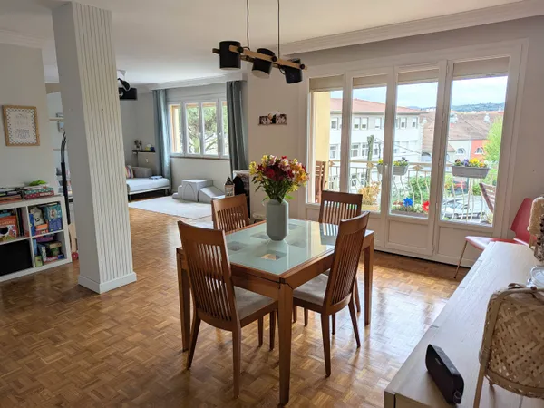 Vends appartement 123m² 