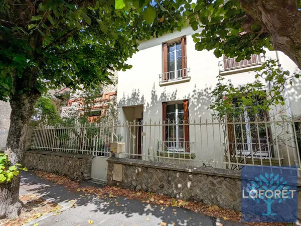 Maison 6 pièces 125 m² 