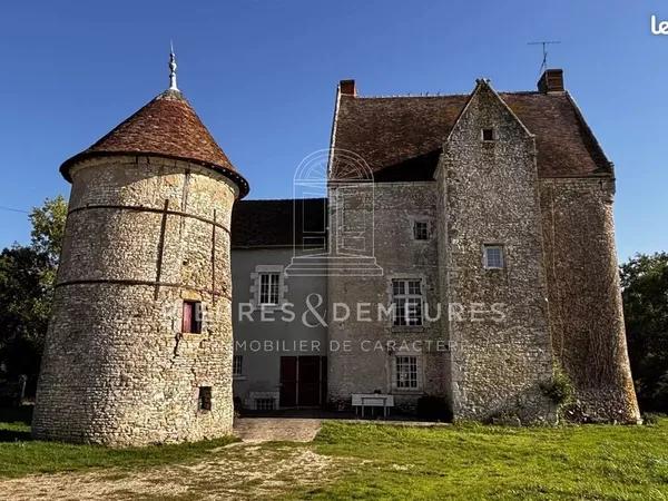 Propriété 5 pièces 203 m² 