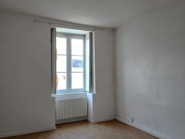 T2 rénové de 60 m² à Essert 