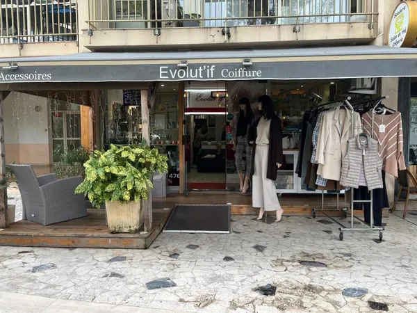SALON DE COIFFURE - VENCE 