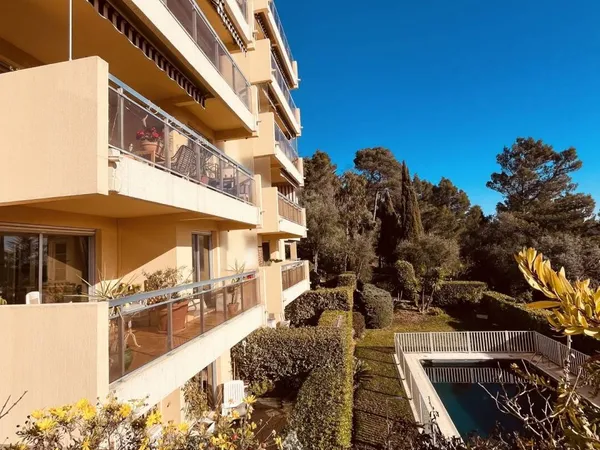 Appartement 4 pièces 125 m² 