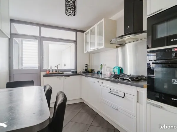 Appartement 5 pièces 95 m² 