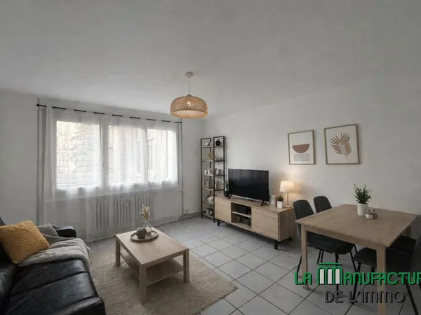 APPARTEMENT DE TYPE F3 AVEC BALCON ET CAVE / HAUTS DE BELLEV 