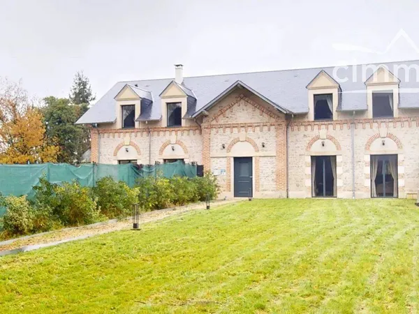 Maison 10 pièces 268 m² 