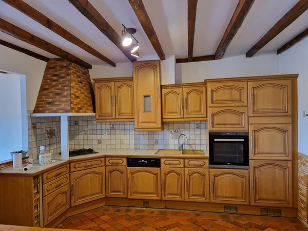 Appartement avec grande pièce à vivre 