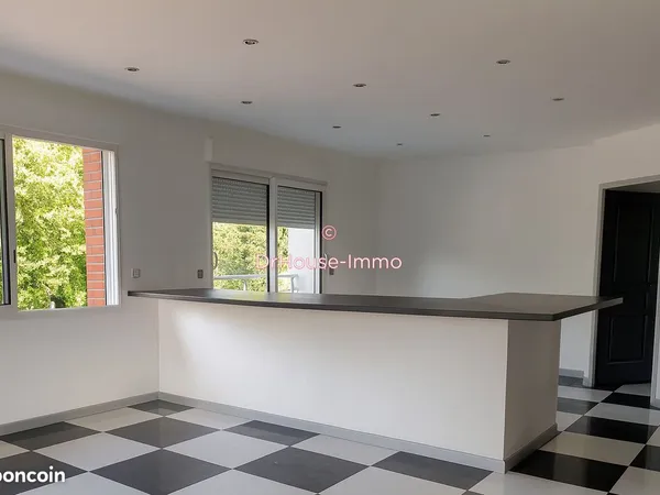 Appartement 7 pièces 136 m² 