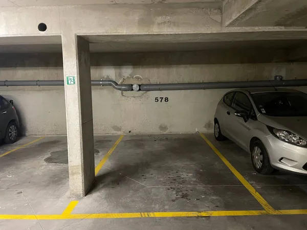 Parking 15 m² 