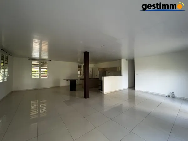 Maison 5 pièces 140 m² 