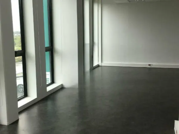 BUREAUX 55m2 