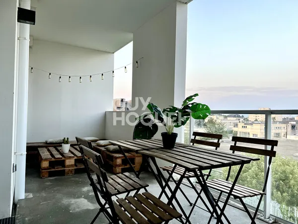T2 récent avec grand balcon 