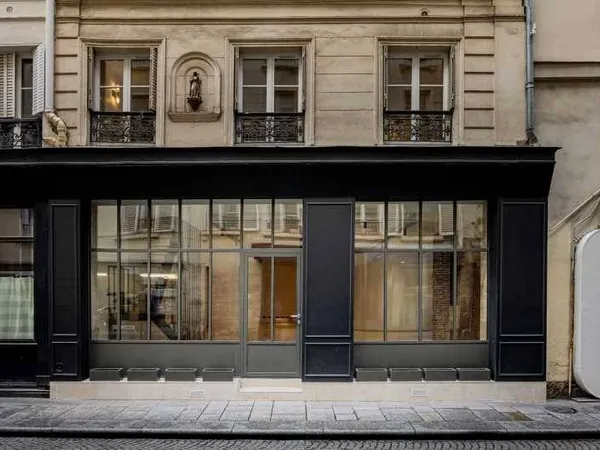 Bureaux 420 m² 
